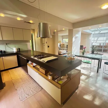 Ultramodern Minimal Mega Jackie Glyfada Riviera Villa Athens